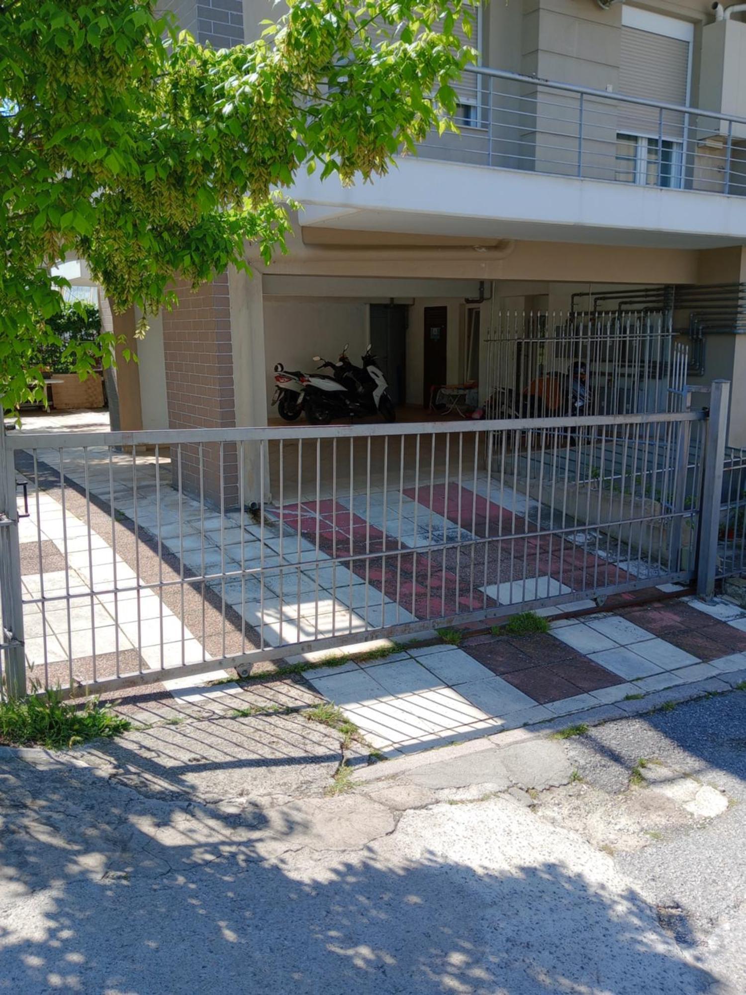 Elpida'S Houses 1 Private Parking 塞萨洛尼基 外观 照片